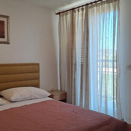 Apartments Stana Sukošan Kültér fotó