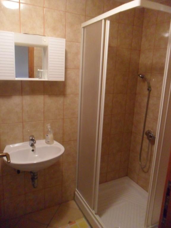 Apartments Stana Sukošan Szoba fotó